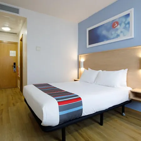 Hotell Travelodge Barcelona Fira 3*