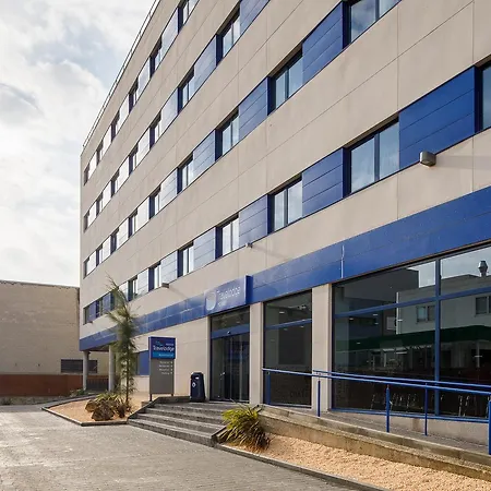 Travelodge Barcelona Fira Hotell 3*
